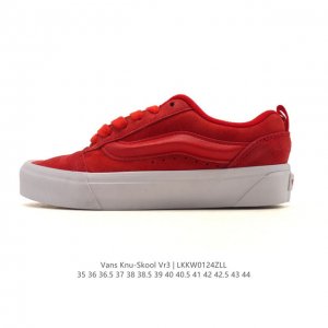 万斯 Vans Knu-Skool Vr3 Lx 面包鞋皮革拼接鞋面。坎普尔 茱利安系列低帮复古硫化休闲运动板鞋“肥胖版大Logo”要说整个 年最为热门的鞋型之