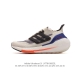 阿迪达斯 爆米花 男女鞋 Adidas Ultraboost 21低帮畅跑缓震回弹跑步运动鞋，Ultraboost 21以全新的外观示人。此次采用全新编制纹理的