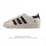 公司级 阿迪达斯 Adidas Superstar 2025年新款鞋子 蛇年新款经典贝壳头系列 新款休闲板鞋潮流男女士运动鞋 。鞋面柔软皮革拼接材质 标志性的贝