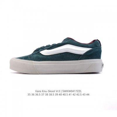万斯 Vans Knu-Skool Vr3 Lx 面包鞋皮革拼接鞋面。坎普尔 茱利安系列低帮复古硫化休闲运动板鞋“肥胖版大Logo”要说整个年最为热门的鞋型之一