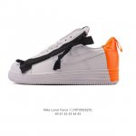 耐克Nike Lunar Force 1 Duckboot’ 17 Lf1 空军一号 小白鞋 拉链款鞋面 厚底增高运动板鞋，采用了合成革和织物制成，内衬是拒水面