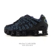 公司级 耐克 Nike Shox Tl 男女子运动鞋厚底增高老爹鞋，令机械力学缓震性能跃升新层次。采用透气网眼鞋面和全掌型 Nike Shox 技术，革新演绎经