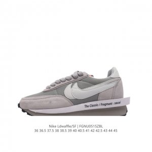 耐克 Nike 耐克双勾swoosh跑鞋 厚底增高运动鞋。Sacai X Nike Ldwaffle 慢跑鞋 Sacai 将 Nike 经典鞋款 Waffle