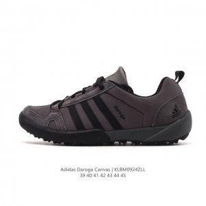 阿迪达斯 Adidas 新款男鞋 Daroga plus Canvas Shoes 徒步越野户外运动鞋，这款可折叠户外运动鞋,旨在为远足和旅行打造。透气织物鞋面