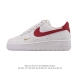 耐克 Nike Air Force 1 '07 Low 空军一号含气垫 小白鞋 低帮百搭厚底增高休闲运动板鞋。柔软、弹性十足的缓震性能和出色的中底设计，横跨复古