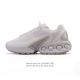 全新Nike Air Max Dn 运动鞋 时尚跑步鞋，豆荚造型气垫吸睛！鞋面采用织物材质打造，提供舒适的穿着体验。这款鞋不仅具有时尚的外观，还融合了许多经典的