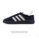 140 阿迪达斯 Adidas Handball Spezial 低帮三叶草学院风复古休闲板鞋 德训鞋 橡胶底柔软皮革经典运动鞋板鞋。圆头、缝合拼接设计、正面绑