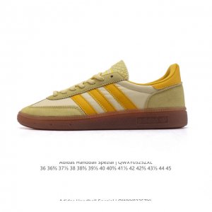 160 【公司级】阿迪达斯 Adidas Handball Spezial 低帮三叶草学院风复古休闲板鞋 德训鞋 橡胶底柔软皮革鞋面经典运动鞋板鞋。圆头、缝合拼