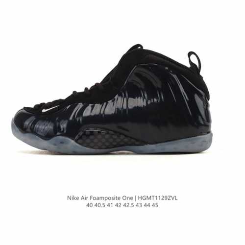 耐克 Nike 耐克喷泡 Air Foamposite pro 实战运动篮球鞋,它依然代表了当时球鞋生产工艺的顶点,国内的鞋迷因为pro的谐音,也将其称作泡”。