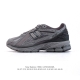 220 【公司级】新百伦 New Balance M1906系列 复古运动鞋单品宝藏老爹鞋款。作为Nb最经典的档案鞋型之一，与2002一样，1906有着Nb最成