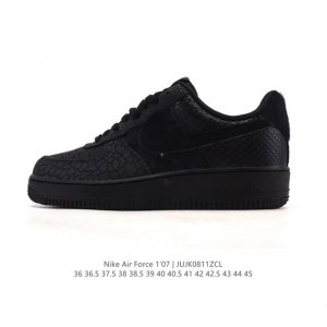耐克 Nike Air Force 1 '07 Low 空军一号含气垫 小白鞋 2025年新款 低帮百搭厚底增高休闲运动板鞋。柔软、弹性十足的缓震性能和出色的中