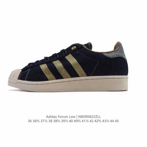 公司级 阿迪达斯 Adidas Superstar 2025年新款鞋子 蛇年新款经典贝壳头系列 新款休闲板鞋潮流男女士运动鞋 。鞋面柔帆布革拼接材质 标志性的贝