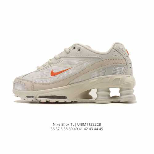 耐克 Nike Shox Tl 男女子运动鞋厚底增高老爹鞋，令机械力学缓震性能跃升新层次。采用透气网眼鞋面和全掌型 Nike Shox 技术，革新演绎经典 20