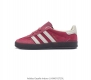 阿迪达斯 Adidas Originals Gazelle Indoor 复古三叶草防滑透明橡胶板鞋经典运动鞋 这款经典鞋,忠于原版设计,缀撞色三条纹和鞋跟饰片