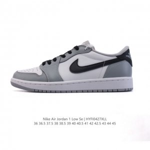 公司级 耐克 乔丹Air Jordan 1 Low Aj1 乔1 乔丹1代Aj1 低帮复古文化休闲运动篮球鞋。从1985 年面世的元年款汲取设计灵感，采用简洁大