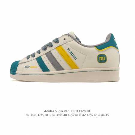 阿迪达斯 Adidas Superstar 2025年新款鞋子 经典贝壳头系列 新款休闲板鞋潮流男女士运动鞋 。鞋面皮革拼接材质 标志性的贝壳鞋头，简约的线条。 - 点击图像关闭