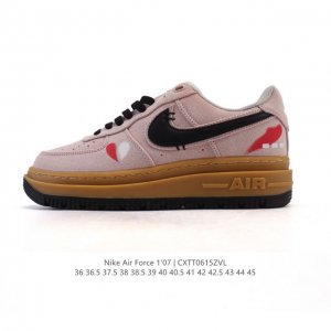 耐克 Nike Air Force 1 Low Luxe 空军一号低帮厚底休闲运动板鞋 鞋款以1982年原版经典的 Air Force 1 Luxe 为蓝本，继
