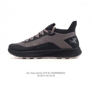 公司级 始祖鸟 Arc’Teryx Aerios Gxt登山靴 防水加强版男士系列加强版户外防水帮登山鞋徒步鞋 轻量支撑长距离越野跑鞋 轻便透气户外运动鞋 耐磨
