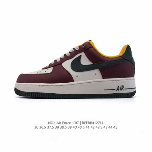 特价 耐克 Nike Air Force 1 '07 Low 空军一号含气垫 小白鞋 低帮百搭厚底增高休闲运动板鞋。柔软、弹性十足的缓震性能和出色的中底设计，横