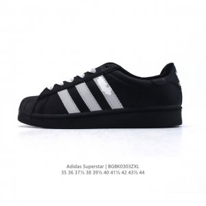160 阿迪达斯 Adidas Superstar 三叶草经典贝壳头系列 新款休闲板鞋潮流男女士运动鞋 。鞋面柔软皮革材质 标志性的贝壳鞋头，锯齿三条纹，简约的
