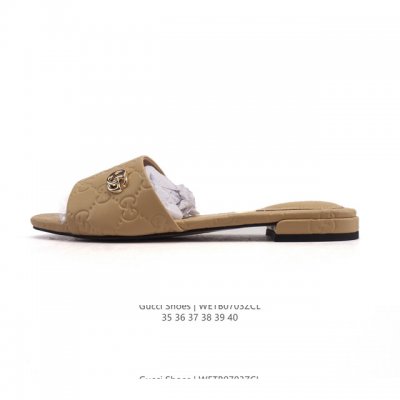 新品 古驰 Gucci 方头小羊皮皮革拖鞋女全覆盖金属标志休闲居家一字拖 黑色 Gucci拖鞋香到跺脚这双拖鞋的软底设计真的太贴心了！逛街2小时都不觉得累，走起
