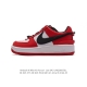 耐克 空军一号 Af1 低帮休闲板鞋 Ambush X Nk Air Force 7 Low Sp 空军一号联名标志性的swoosh延伸至鞋跟之外，鞋舌和鞋垫上