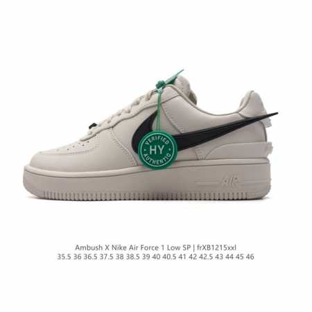 公司级 耐克 空军一号 Af1 低帮休闲板鞋 Ambush X Nk Air Force 1'07 Low Sp 空军一号联名标志性的swoosh延伸至鞋跟之外 - 点击图像关闭