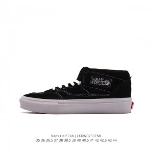 公司级vans 万斯 Half Cab 秋冬中帮硫化休闲板鞋 经典复古男女鞋情侣鞋硫化运动鞋。 此次以half Cab 为基准，设计师大面积采用高端全翻毛皮打造