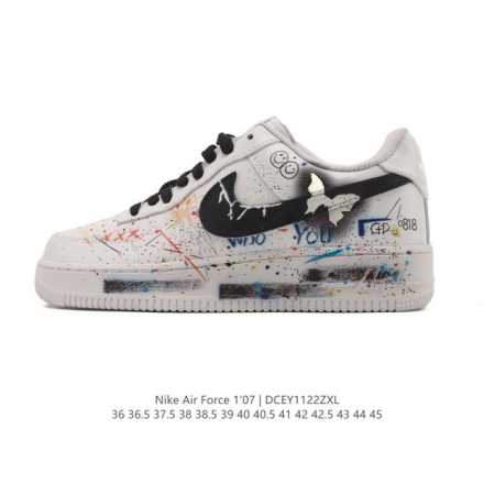 耐克 Nike Air Force 1 '07 Low 空军一号含气垫 低帮小白鞋 百搭厚底增高休闲运动板鞋。柔软、弹性十足的缓震性能和出色的中底设计，横跨复古 - 点击图像关闭