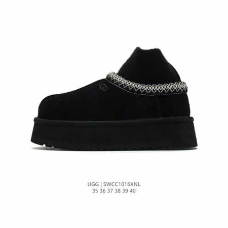 公司级 Ugg 中帮靴子 雪地靴 俏皮可爱的百变造型， 美国轻奢品牌ugg 平底系列冬季羊毛一体雪地休闲保暖毛毛家居包头棉鞋。官方同步包装 检验标 材料采用原厂 - 点击图像关闭