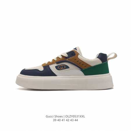 Gucci 古驰 百搭休闲运动板鞋。明星同款 小红书爆款 小白鞋 厚底增高男士运动鞋 真标 2024Ss新色，经典高奢品牌gucci古驰 复古松糕跟休闲运动鞋。 - 点击图像关闭