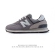 Nb 574 新百伦 New Balance Nb 574系列舒适百搭复古拼接时尚休闲运动鞋。New Balance 的 574 具有识别性和持久流行性，从它作