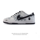 公司级 耐克 Nike Dunk Low Retro 运动鞋复古板鞋2025年新款，作为 80 年代经典篮球鞋款，起初专为硬木球场打造，后来成为席卷街头的时尚标