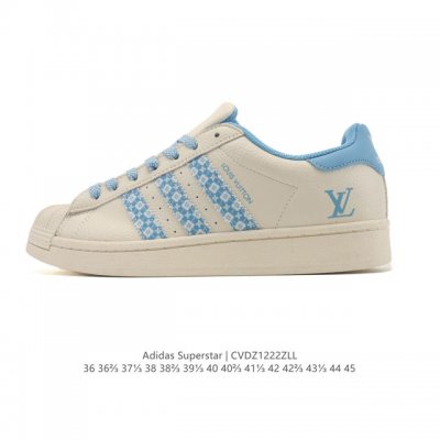 阿迪达斯 三叶草Adidas Originals Superstar 贝壳头系列 低帮厚底松糕经典百搭休闲运动板鞋。当你试图定义Adidas Superstar