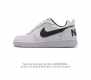 耐克 Nike 男女子运动鞋 Court Borough Low 小空军低帮板鞋。1.其皮革材质的鞋面结合网眼鞋舌，在出众外观与质感的同时提供稳固支撑，并且提升