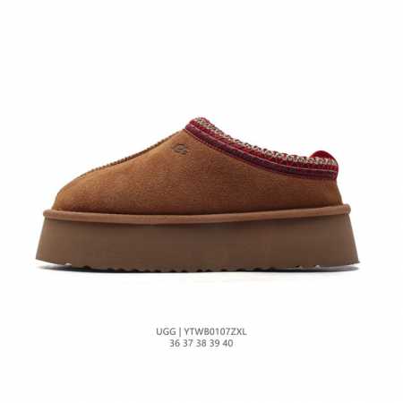 特价 Ugg 棉拖 雪地靴 俏皮可爱的百变造型， 美国轻奢品牌ugg 平底系列冬季羊毛一体雪地休闲保暖毛毛家居包头棉拖鞋。官方同步包装 检验标 材料采用原厂防污 - 点击图像关闭