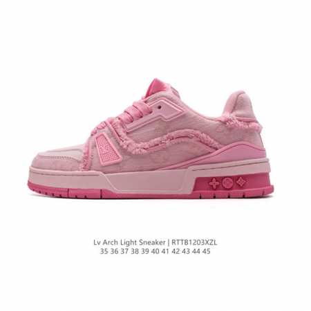 公司级 路易威登 Louis Vuitton Lv路易威登板鞋 时尚运动鞋 潮厚底增高鞋 。舒适防滑底和百搭性霸屏整个时尚娱乐圈，细节调整完美主义！采用柔软帆布 - 点击图像关闭