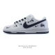 130 耐克 Nike Dunk Low Retro 运动鞋复古板鞋 解构绑带双鞋带，作为 80 年代经典篮球鞋款，起初专为硬木球场打造，后来成为席卷街头的时尚