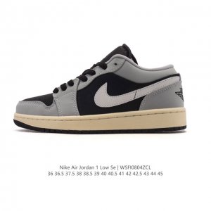 耐克 乔丹Air Jordan 1 Low Aj1 乔1 乔丹1代Aj1 低帮复古文化休闲运动篮球鞋。从1985 年面世的元年款汲取设计灵感，采用简洁大方的经典