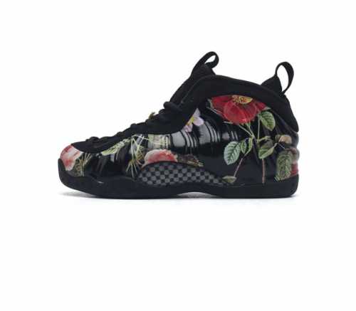 公司级 耐克nike Air Foamposite One 时尚运动鞋潮篮球鞋 是一双内场的后卫战靴 97年1月份首期发行 使用foamposite一次成型的喷