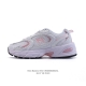 真标 新百伦 Nb530 New Balance 530 复跑古鞋 厚底增高老爹鞋 缓震运动慢跑鞋。Nb530这鞋双确实是Nb家经复典古款式之一，以全科新技诠释