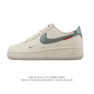 耐克 Nike Air Force 1 '07 Low 空军一号含气垫 低帮 小白鞋 百搭厚底增高休闲运动板鞋。柔软、弹性十足的缓震性能和出色的中底设计，横跨复