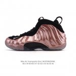 公司级 耐克Nike Air Foamposite One 男鞋 时尚运动鞋潮篮球鞋，它是一双内场的后卫战靴，97年1月份首期发行，使用Foamposite一次