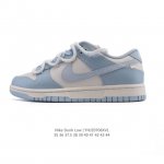公司级 耐克 Nike Dunk Low Retro 运动鞋复古滑板鞋 解构绑带 双鞋带。作为 80 年代经典篮球鞋款，起初专为硬木球场打造，后来成为席卷街头的