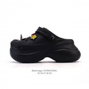 公司级Balenciaga 巴黎世家 女士厚底增高包头凉拖鞋 沙滩鞋 走秀新款洞洞鞋休闲凉鞋 类型 男女鞋 size 35-39 编码 Iotb0523Xnl