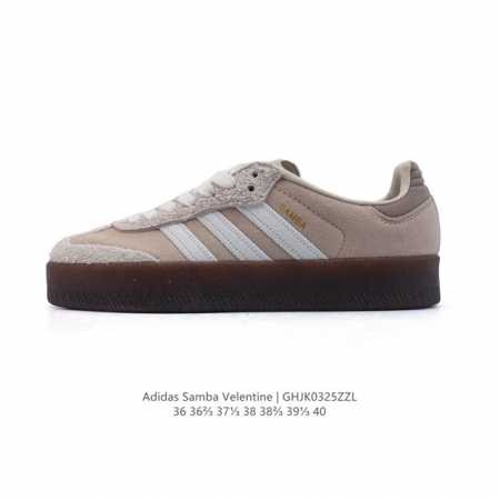 140 adidas/阿迪达斯 女款运动鞋 三叶草Samba Velentine 休闲鞋 德训鞋 复古板鞋经典运动鞋。一款阿迪达斯的Samba面包鞋，该鞋具有厚 - 点击图像关闭