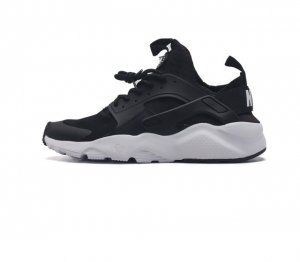耐克 Nike Air Huarache Run Ultra 华莱士透气轻便运动运动休闲跑步鞋 搭载打孔泡棉和网眼鞋面 结合中底与外底一体式组合设计 为你缔造出