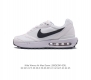 耐克 Nike Air Max Dawn 黎明系列 低帮气垫百搭休闲运动慢跑鞋。从配色上彰显出浓厚的复古气质。最大的亮点当属鞋型设计上加入结构元素，汲取1984