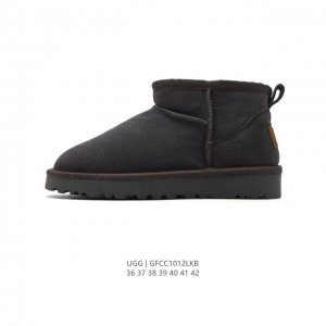 Ugg 中帮靴子 雪地靴 俏皮可爱的百变造型， 美国轻奢品牌ugg 平底系列冬季羊毛一体雪地休闲保暖毛毛家居包头棉鞋。官方同步包装 检验标 材料采用原厂防污防水