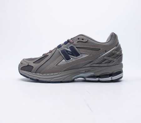 New Balance M1906系列复古单品宝藏老爹鞋款 纯原版本复古元素叠加 质感超级棒 楦版型材料细节做工精细 作为NB最经典的档案鞋型之一 与2002 - 点击图像关闭